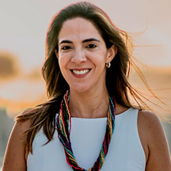 DRA. RENATA JUCA