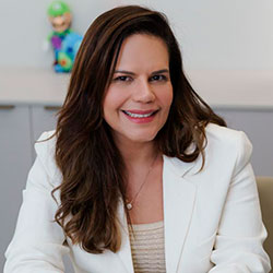 DRA. MARCELA DE OLIVEIRA ARAUJO 
