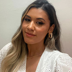 DRA. VITORIA EDUARDA